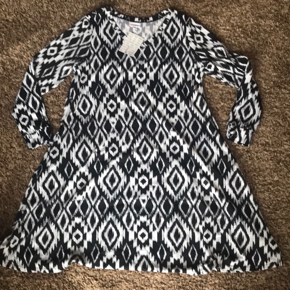 LuLaRoe Emily Dress